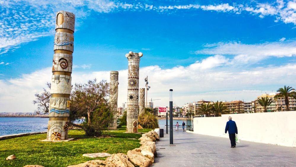 Piso En El Centro Lägenhet Torrevieja Exteriör bild