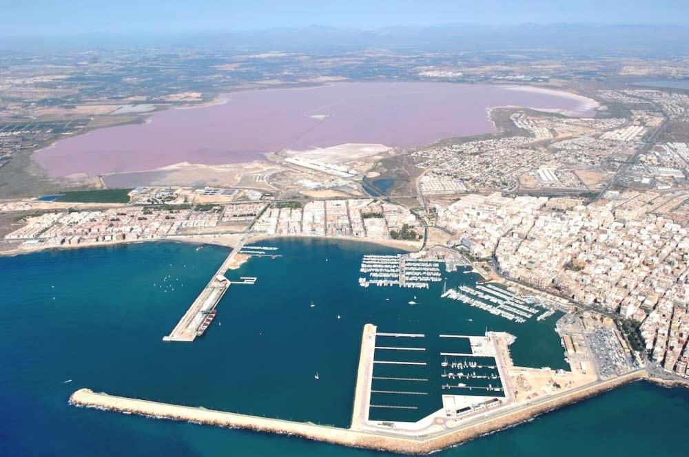 Piso En El Centro Lägenhet Torrevieja Exteriör bild